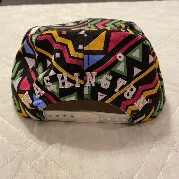Washington Colorful Roast Snapback hat - Picture 3 of 4